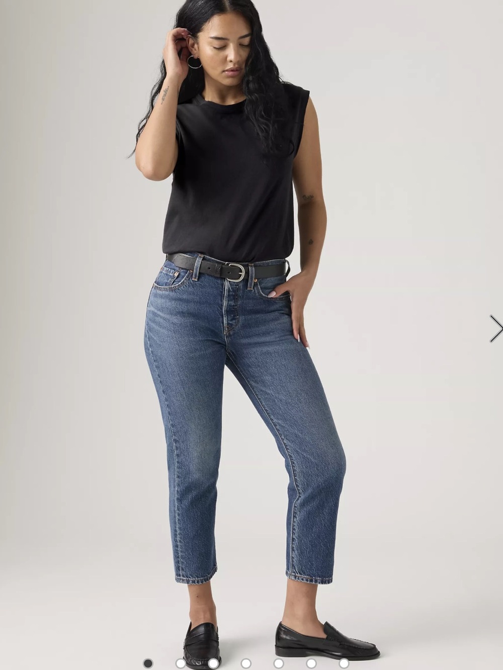 NWT 501 Cropped Levi Jeans